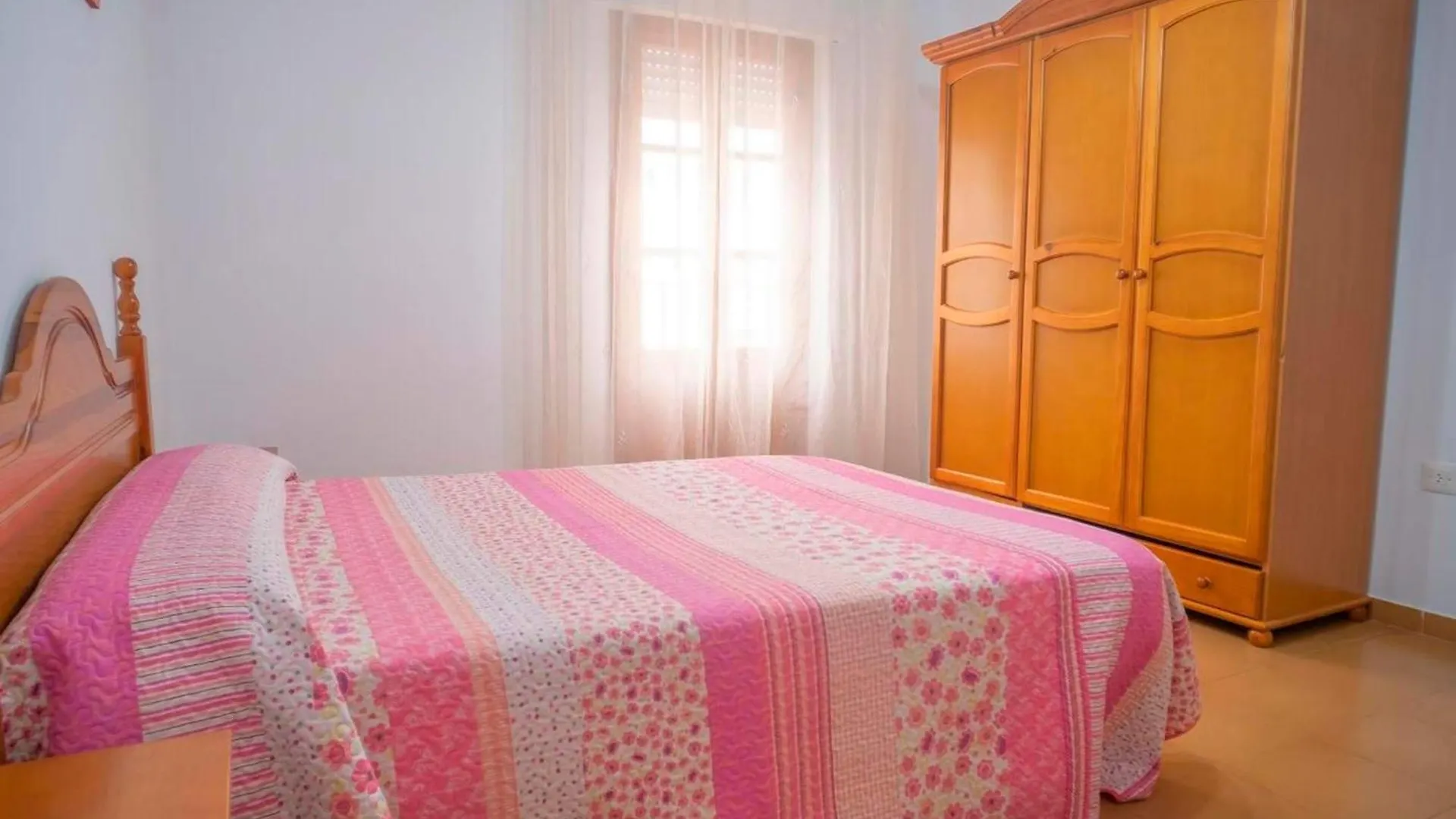 Moderno Apartamentos Con Garaje Balcones Y Aire Solo Familias Y Parejas Conil De La Frontera 0*,