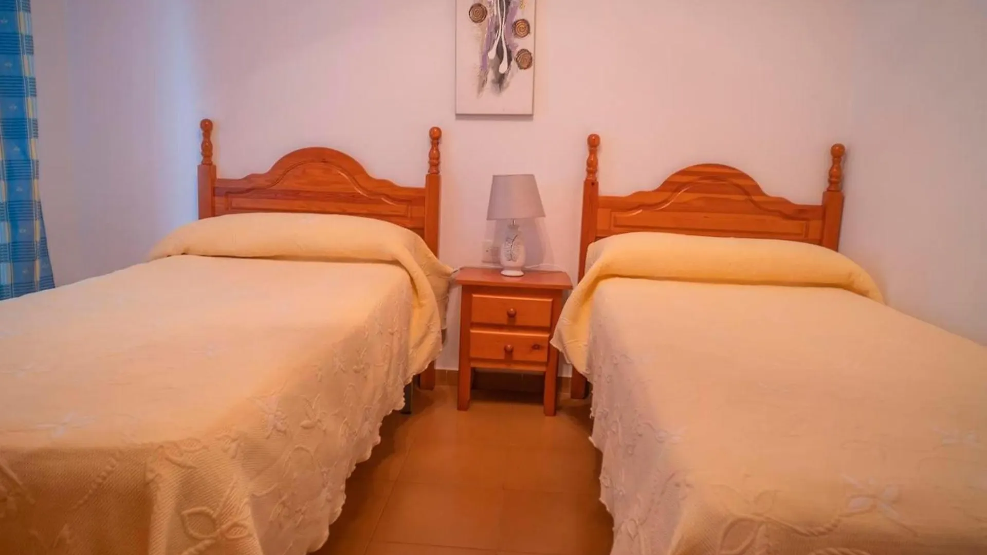 Moderno Apartamentos Con Garaje Balcones Y Aire Solo Familias Y Parejas Conil De La Frontera