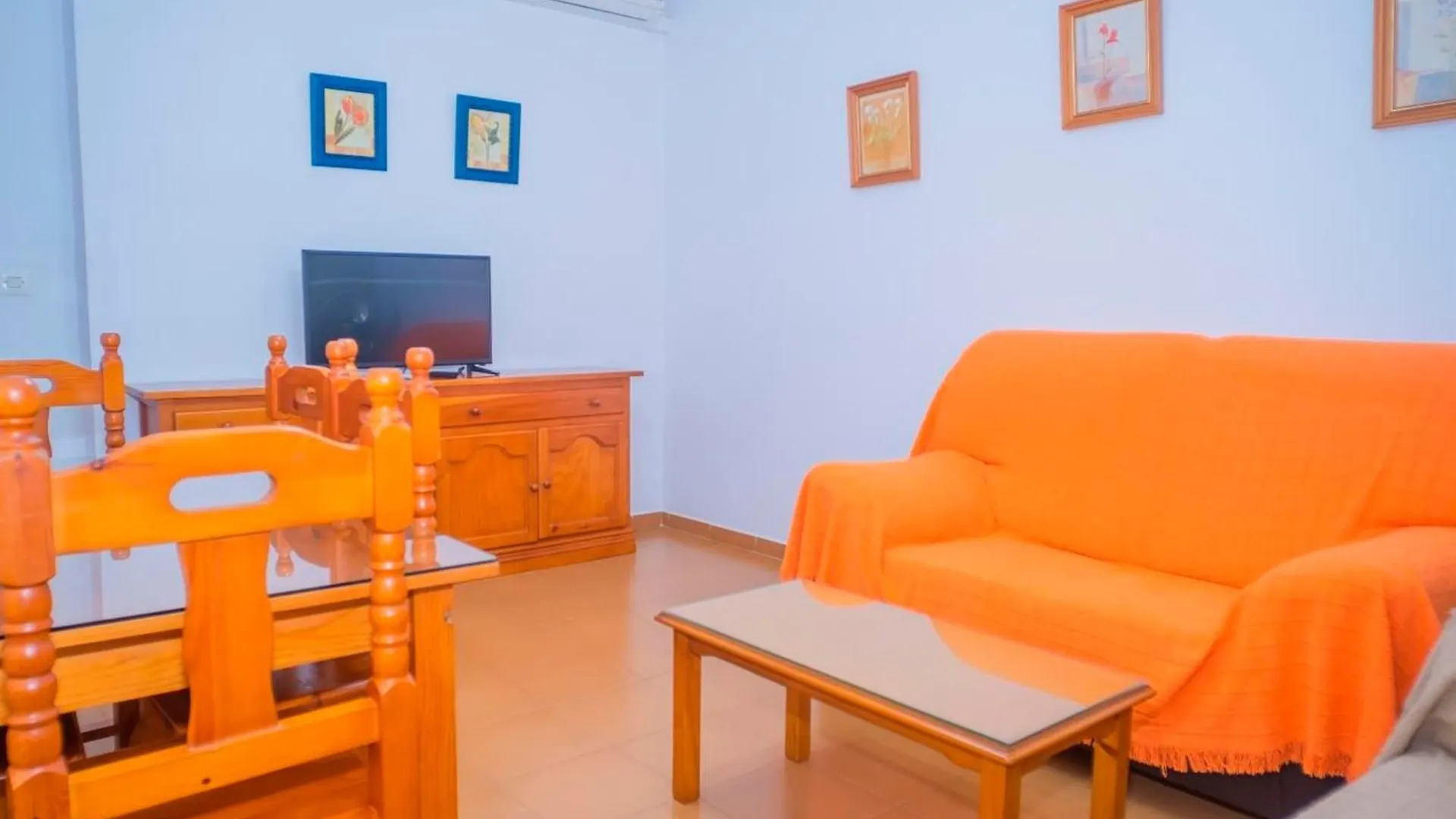 Apartment Moderno Apartamentos Con Garaje Balcones Y Aire Solo Familias Y Parejas Conil De La Frontera